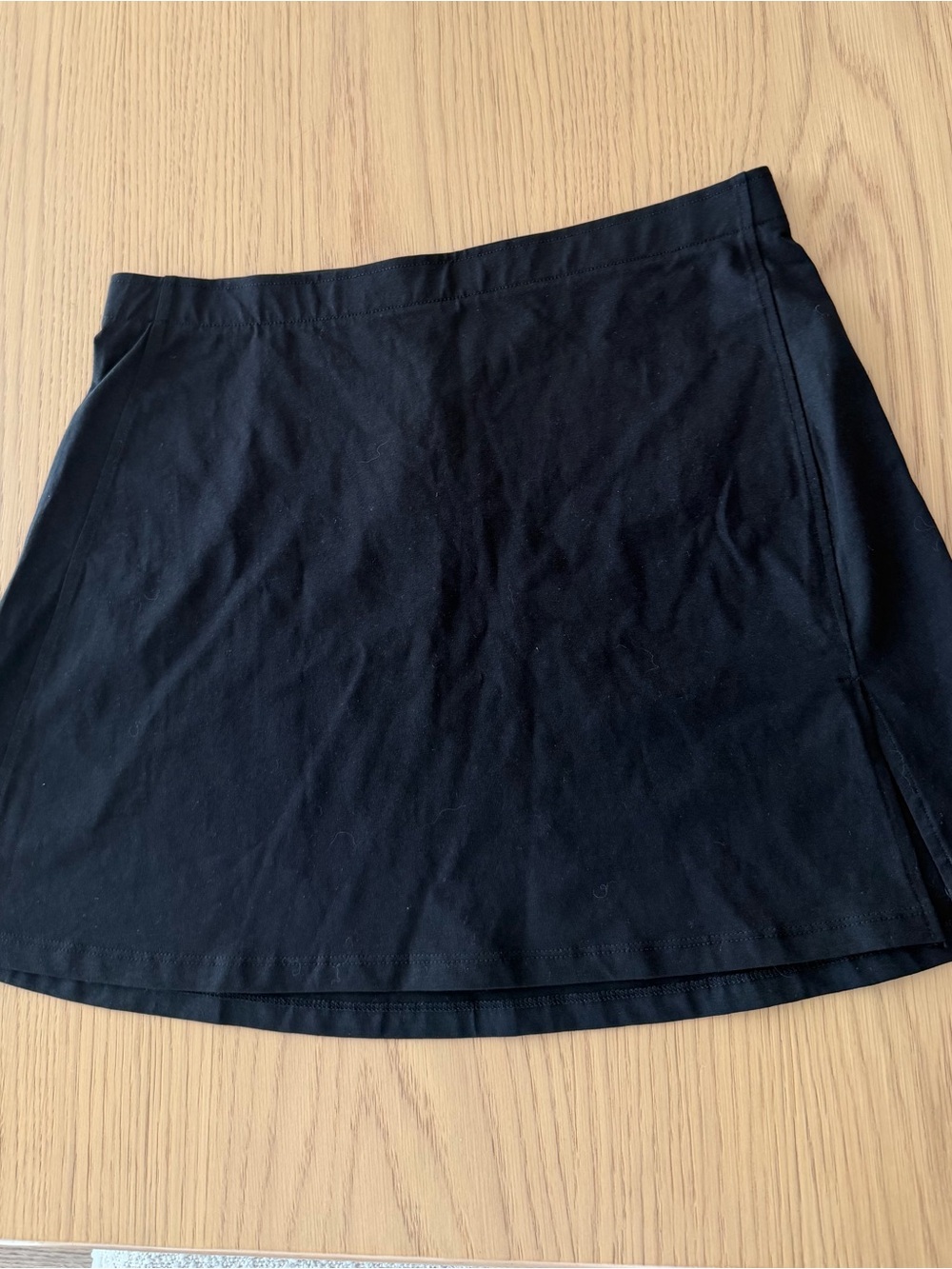 H&M black skirt